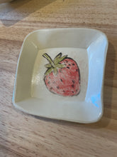 Load image into Gallery viewer, Private Handbuilt Bowl + Decoration Workshop with Erin Elizabeth
